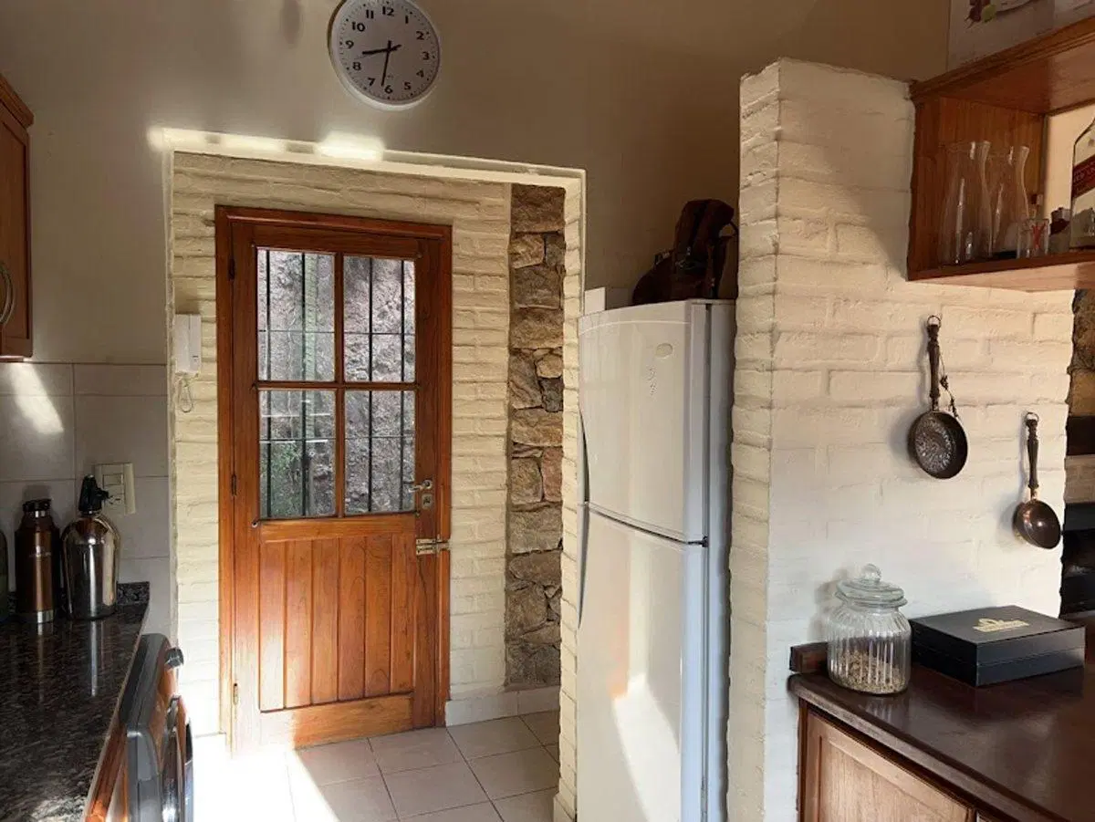 CASA VENTA LA CUMBRE 3 DORM + 1 DE SERVICIO CBA. 2