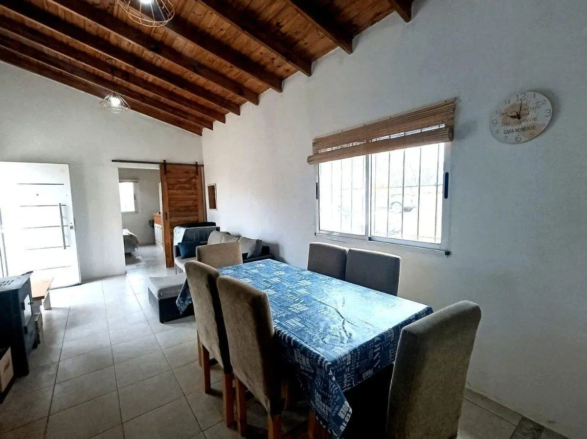 Se vende Casa 2 dormitorios Villa Ciudad Parque 3