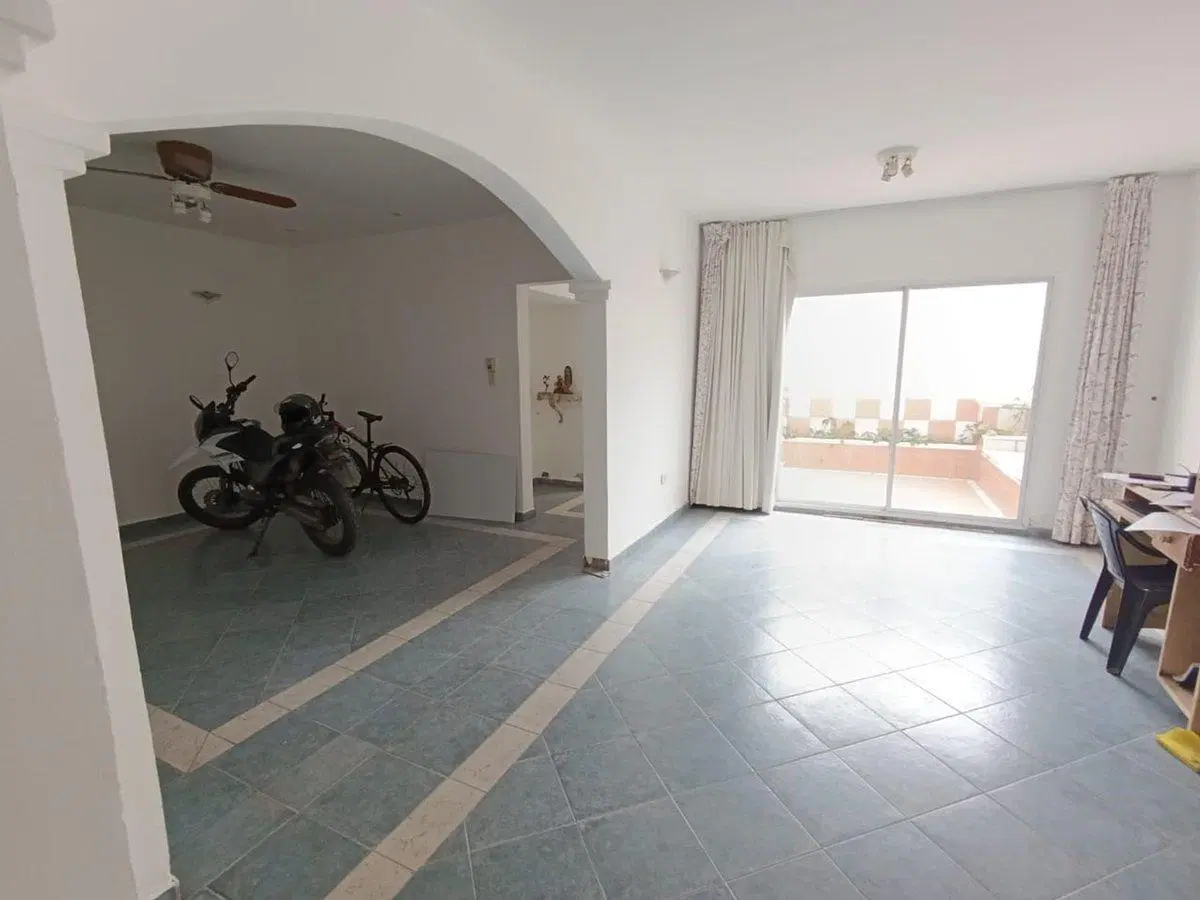 Venta de casa con departamento Arguello Córdoba 3