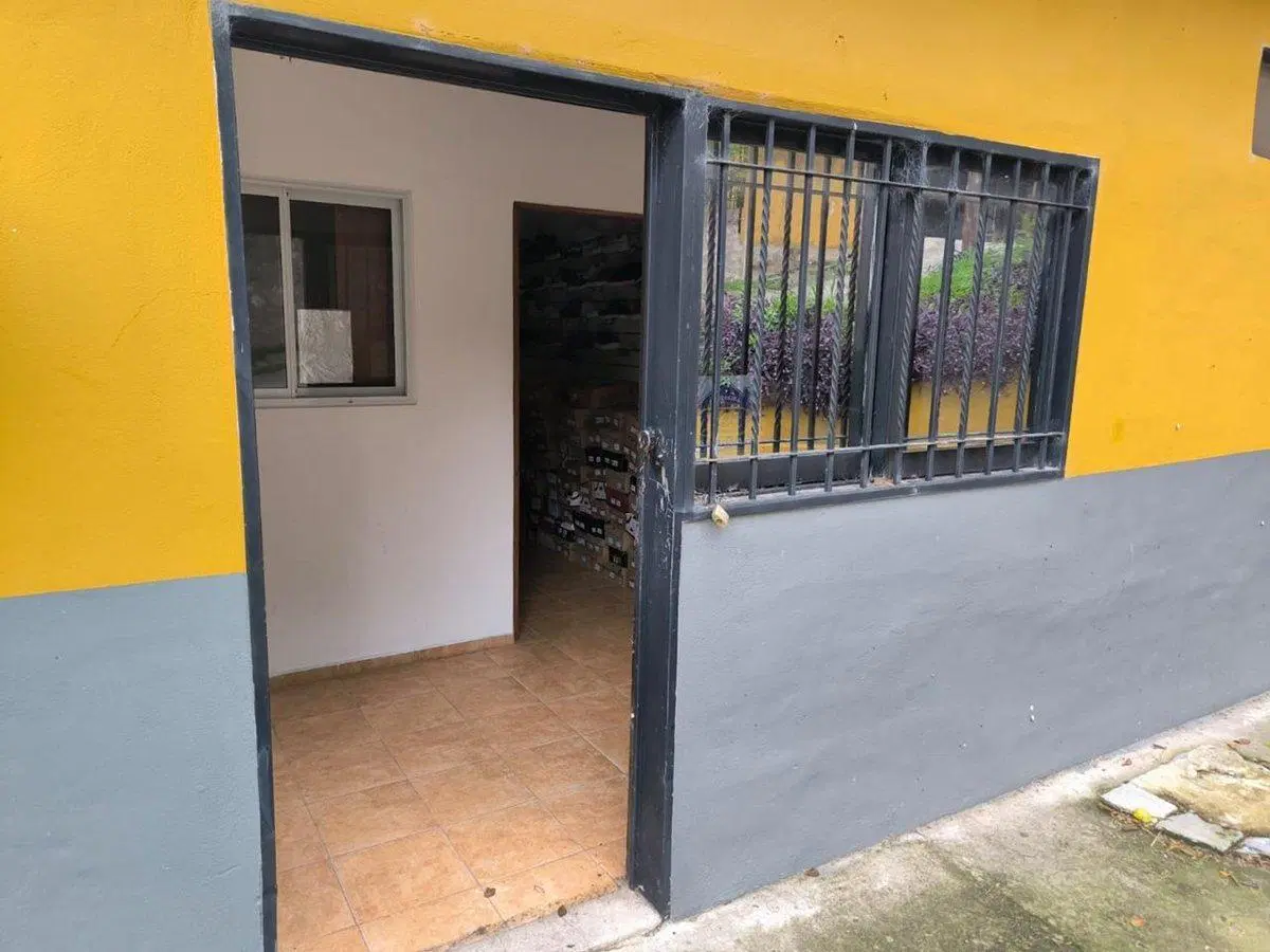 VENTA GALPON CON OFICINAS EN UNQUILLO CÓRDOBA 4