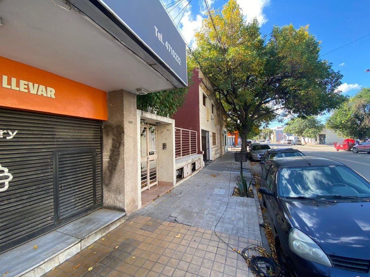 VENTA CASA A RECICLAR 4 DORMS ALTA CÓRDOBA - CBA