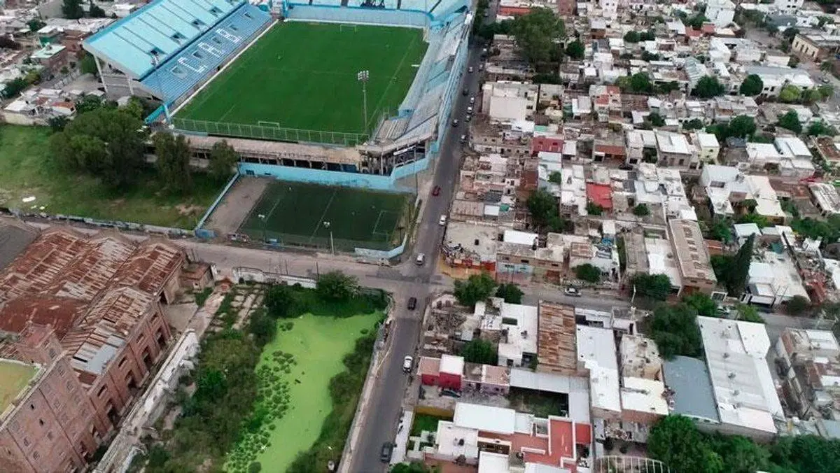 VENTA LOTE ALTO ALBERDI APTO DESARROLLO 600 M2 5