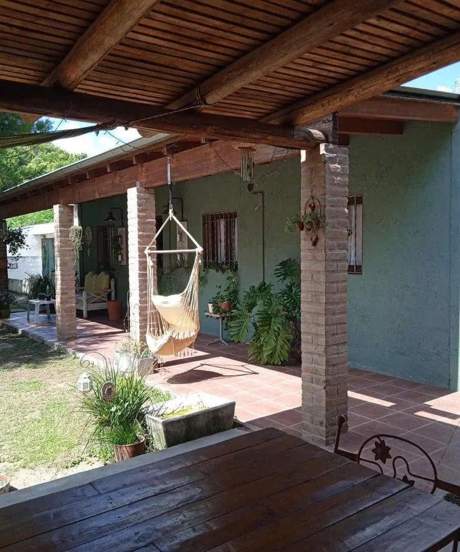 VENTA CASA LOS BOULEVARES 3 DORM PILETA CON DEPTO 4