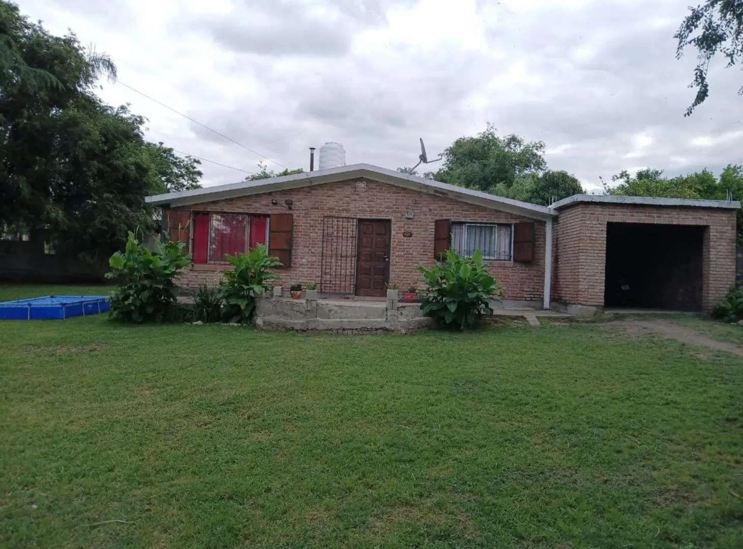 VENTA CASA ALTA GRACIA 2 DORM PATIO COCHERA 2