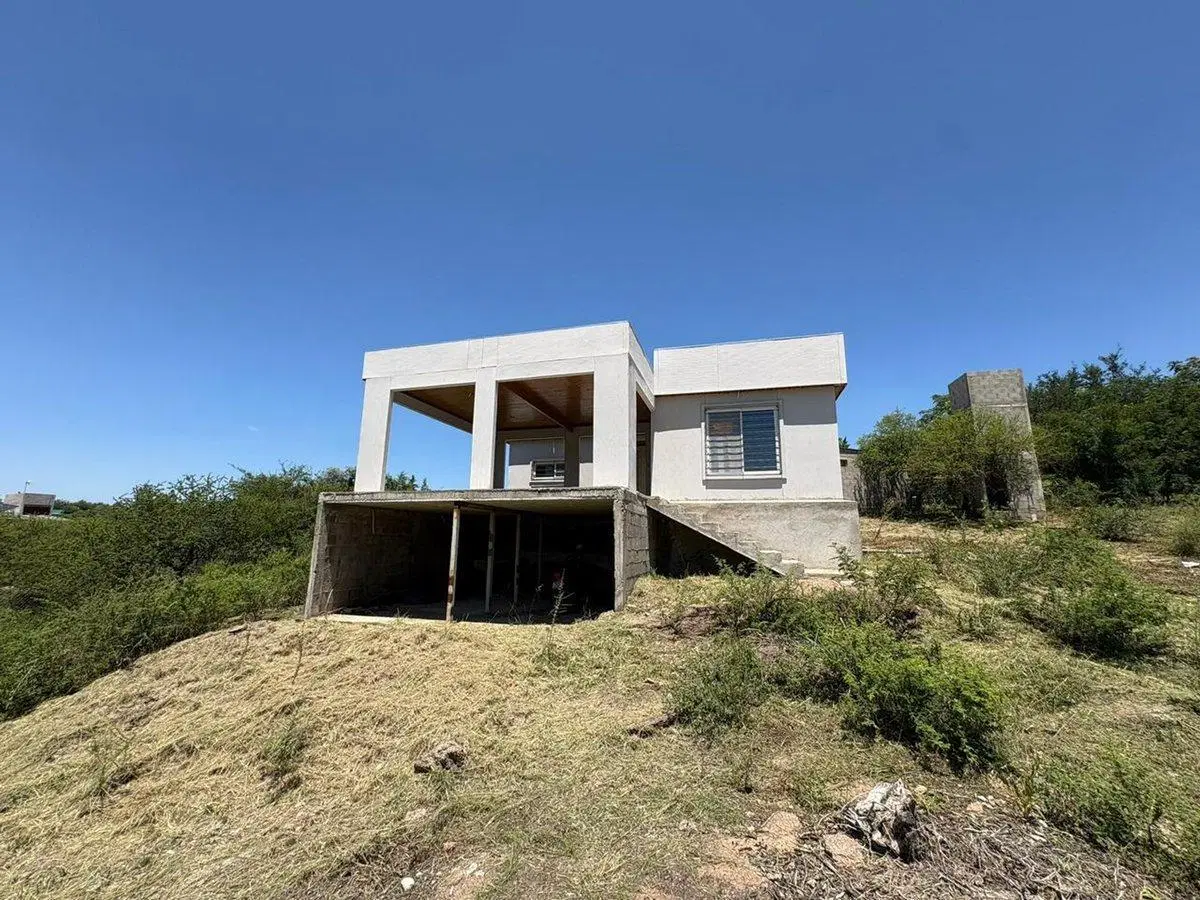 VENTA CASA EN SIQUIMAN CON TERRENO 1045 M2.!!! 2