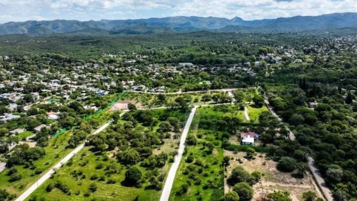 VENTA LOTE 457 M2 Bº PRIVADO "LA ADELA" UNQUILLO