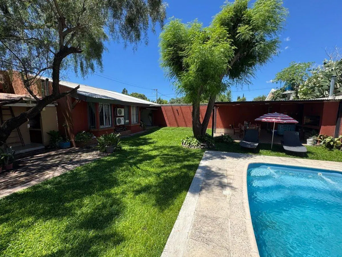 VENTA CASA 3 DORMITORIOS VILLA ALLENDE CBA CAP. 2