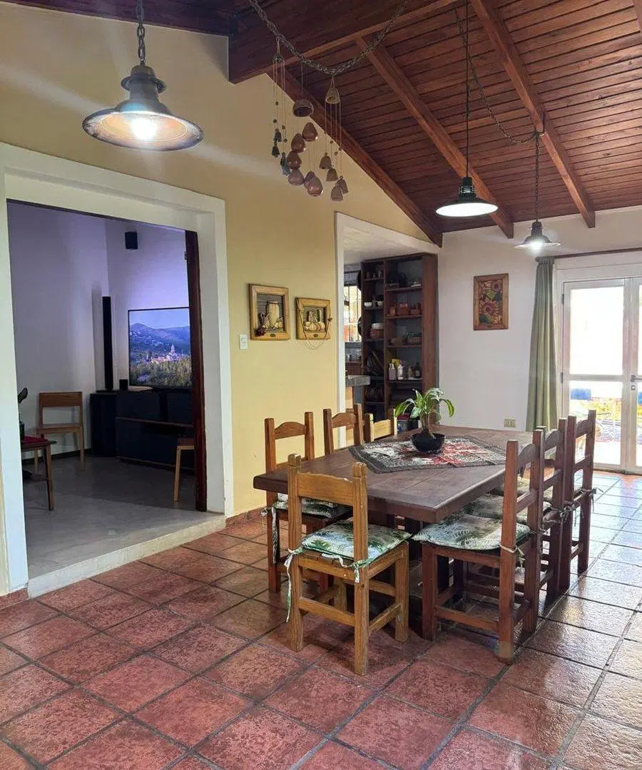 VENTA CASA 3 DORMITORIOS VILLA ALLENDE CBA CAP. 8