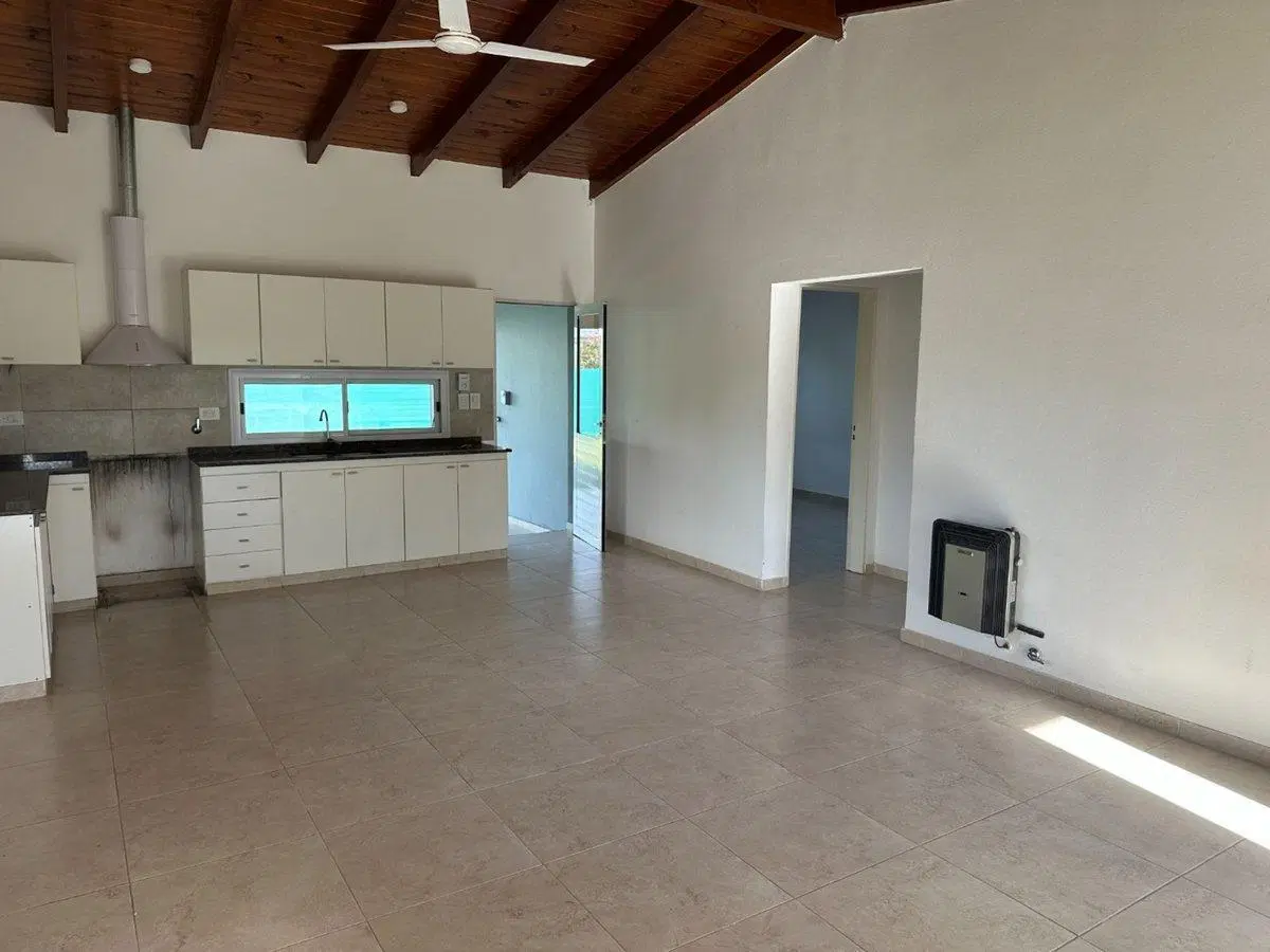 VENTA CASA 2 DORM. MENDIOLAZA-FINCAS DEL SOL, CBA 3