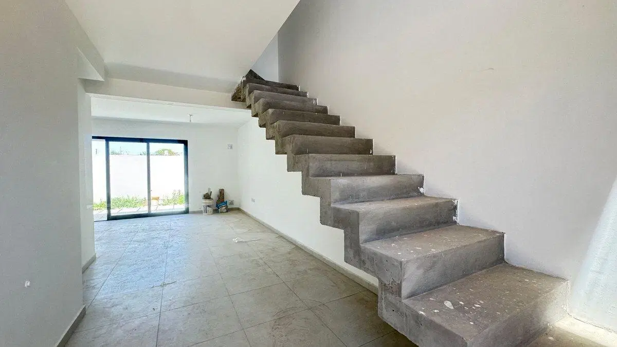 VENTA DUPLEX ZONA SUR FRENTE A CLAROS DEL BOSQUE 5