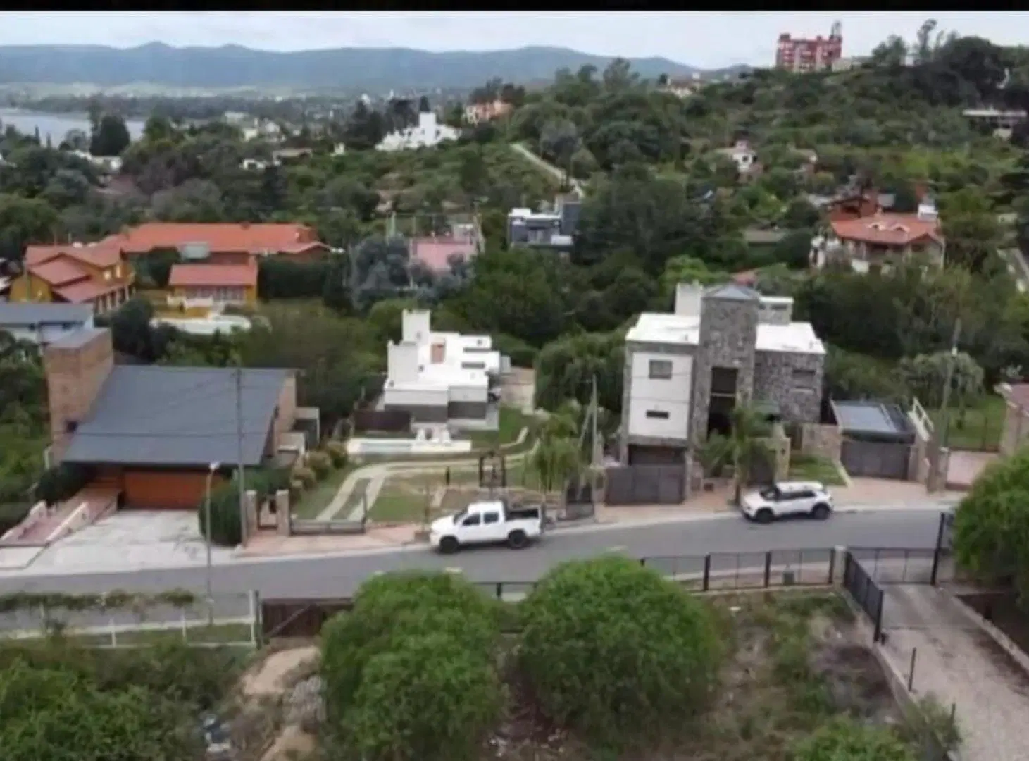 VENTA LOTE BARRRIO VILLA DEL LAGO CARLOS PAZ CBA 5