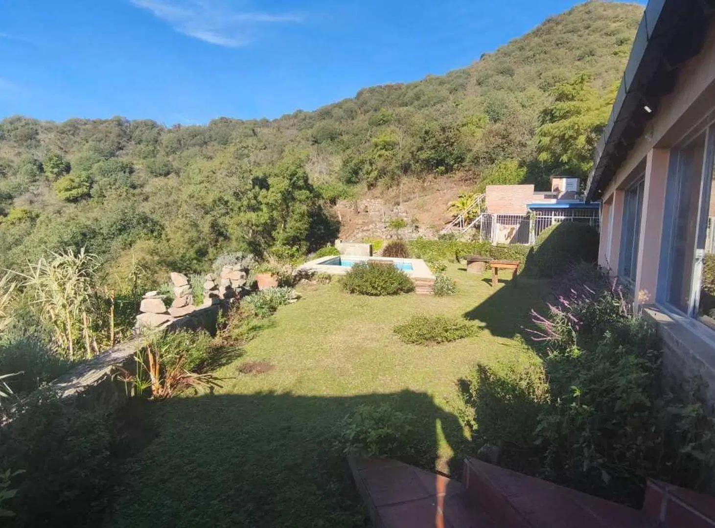 VENTA CASA CON SALON DE TE + DPTO UNQUILLO CÓRDOBA 2