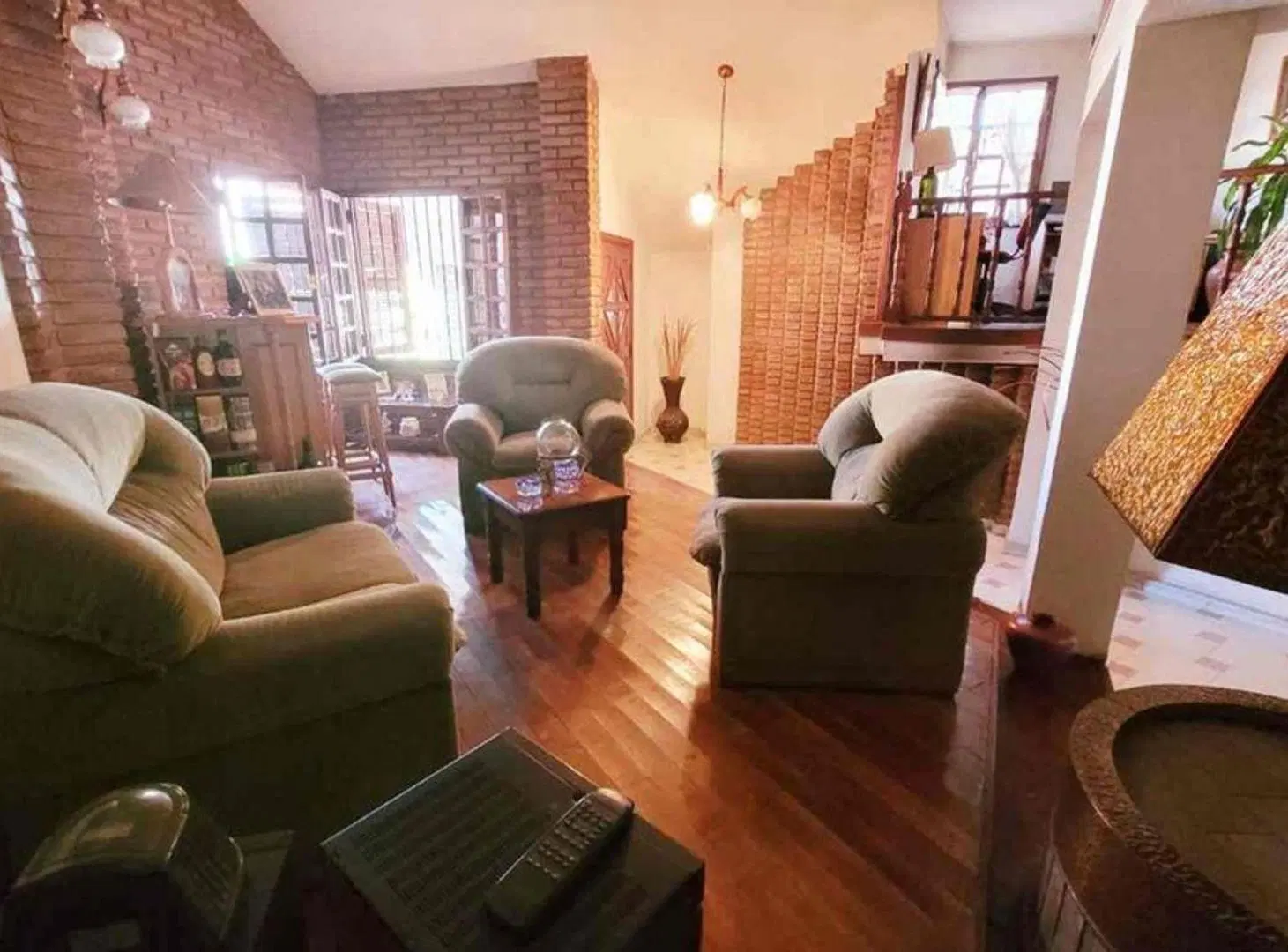 VENTA CASA 4 DORM 5 NIVELES  EN MAIPU 2DA CORDOBA 5