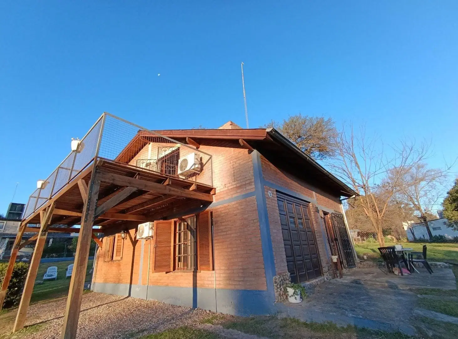 VENTA CASA C/2 DPTOS EN SANTA ROSA CALAMUCHITA CBA 3