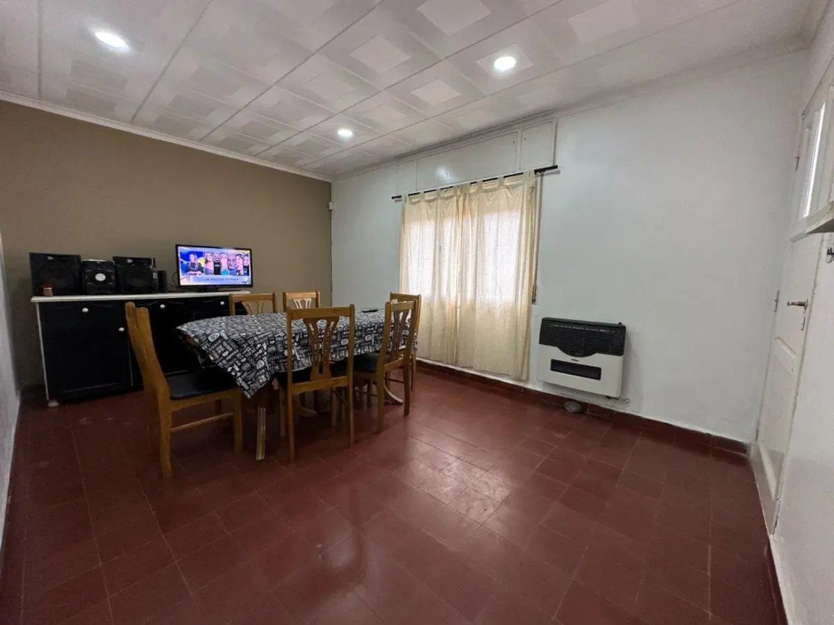 VENTA DE CASA 3 DORMITORIOS BARRIO LICEO CORDOBA 8