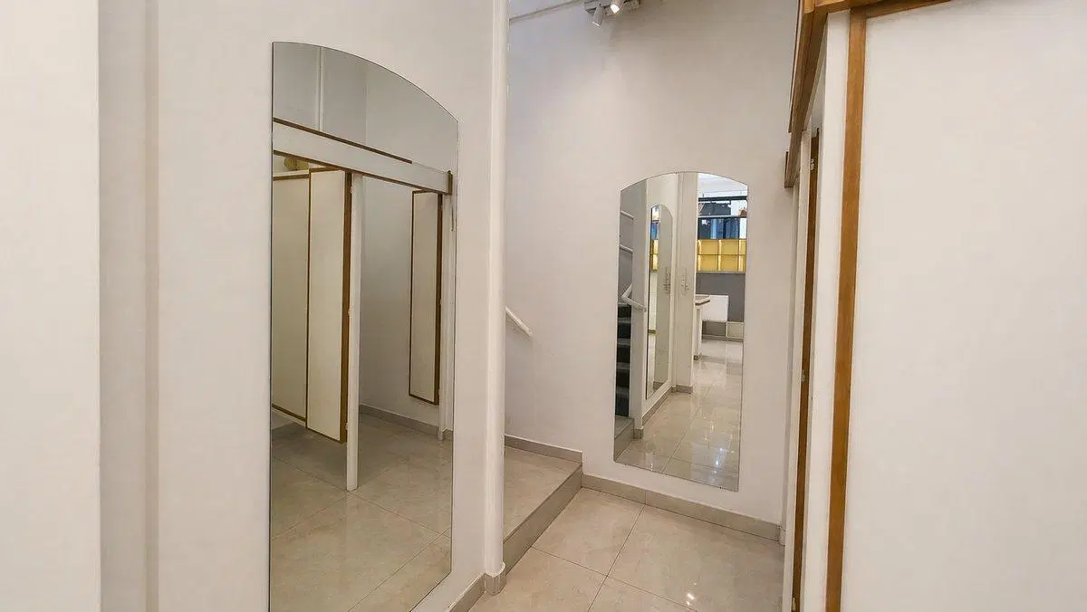 VENTA 2 LOCALES -VIA NUEVA- CORDOBA 3
