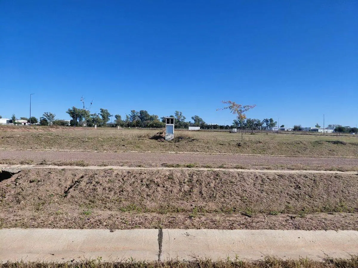 VENTA LOTE SINSACATE VISTA REAL CORBOBA 3