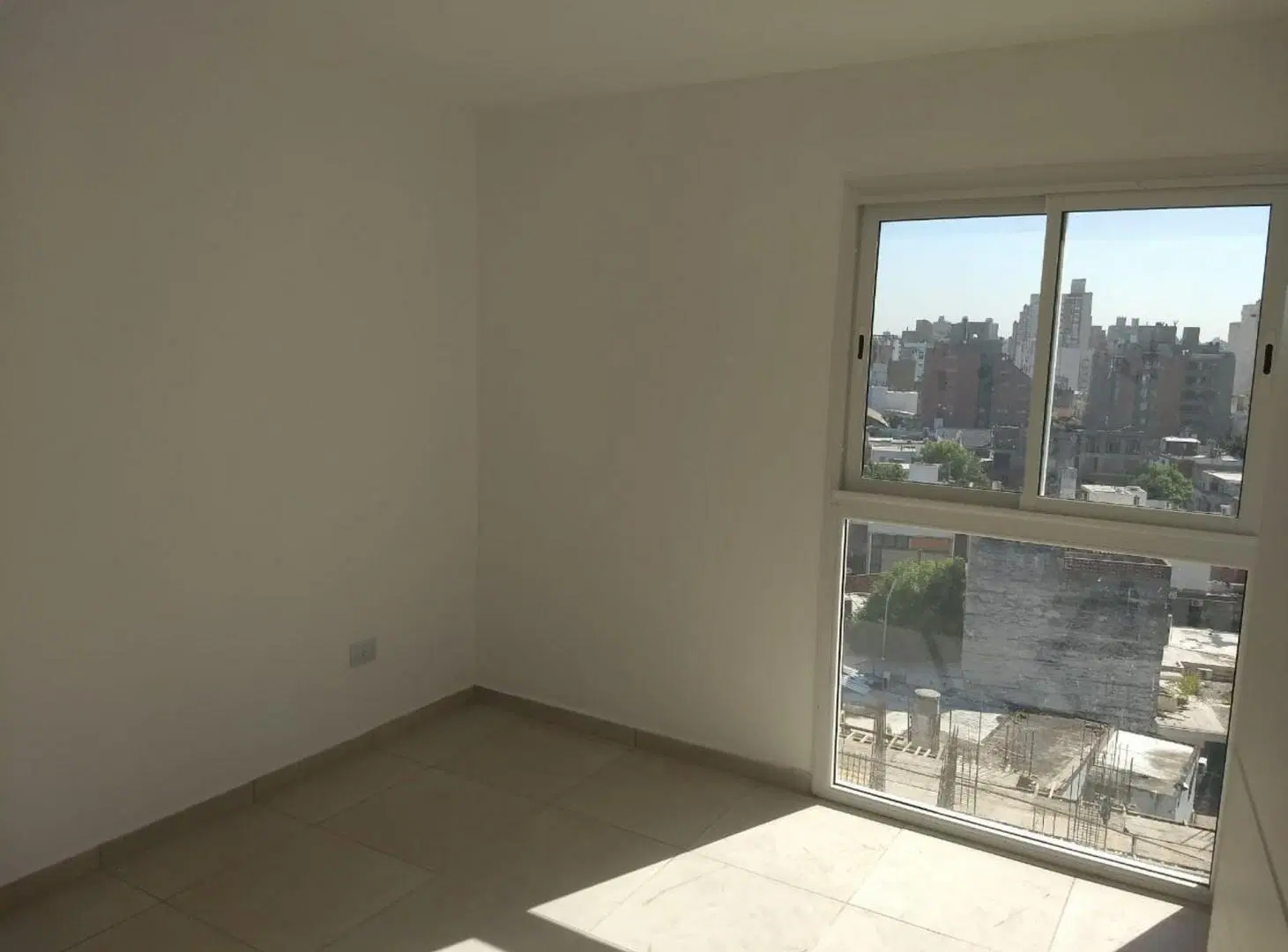 VENTA DEPARTAMENTO 1 DORM BARRIO ALBERDI CORDOBA 5