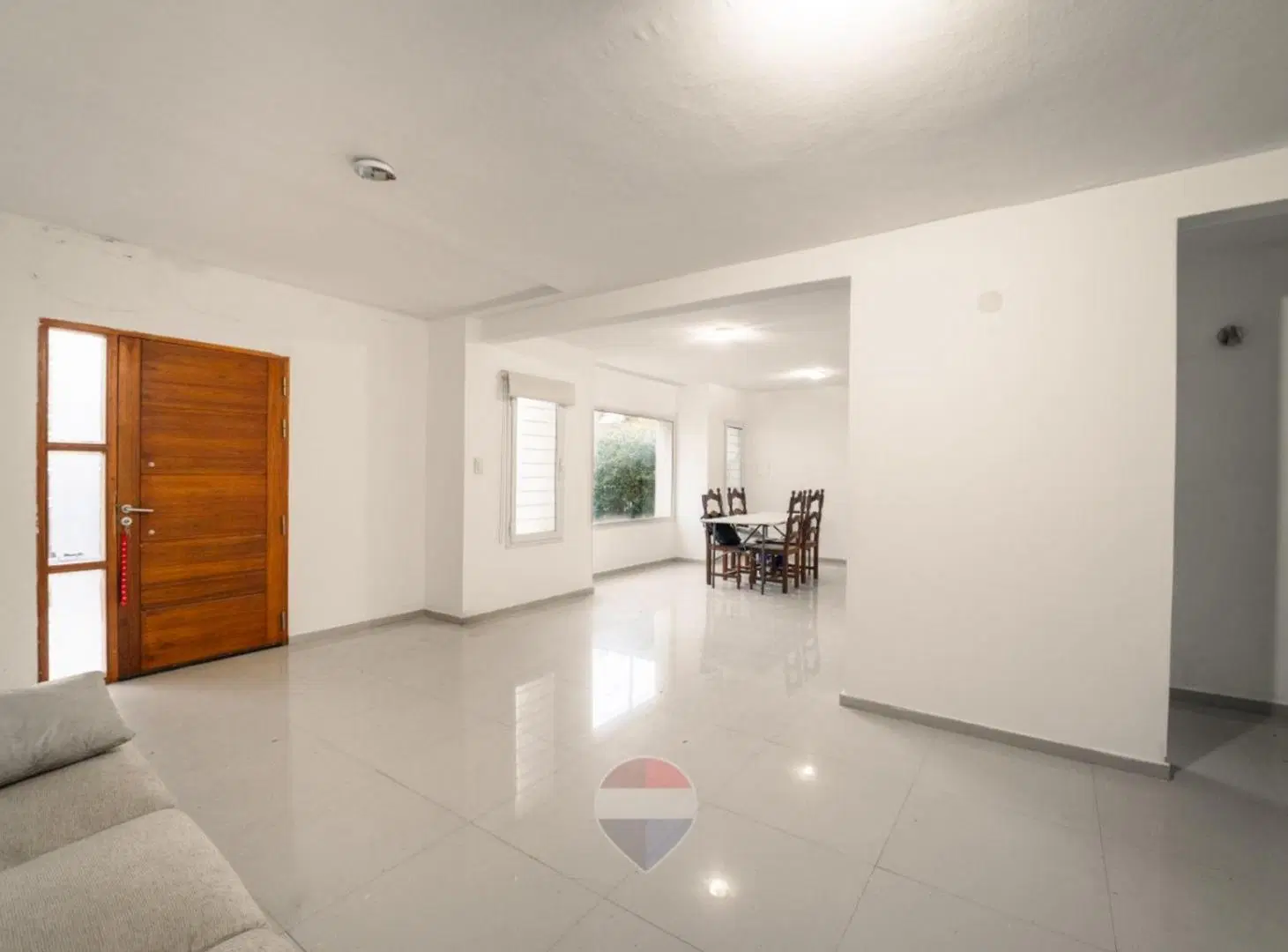VENTA CASA 2 DORMI + HABITACION INDEPENDIENTE CBA 8