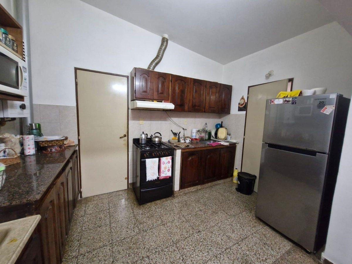 Foto de VENTA CASA 4 DORMITORIOS BARRIO MERCANTIL CORDOBA, imagen 1