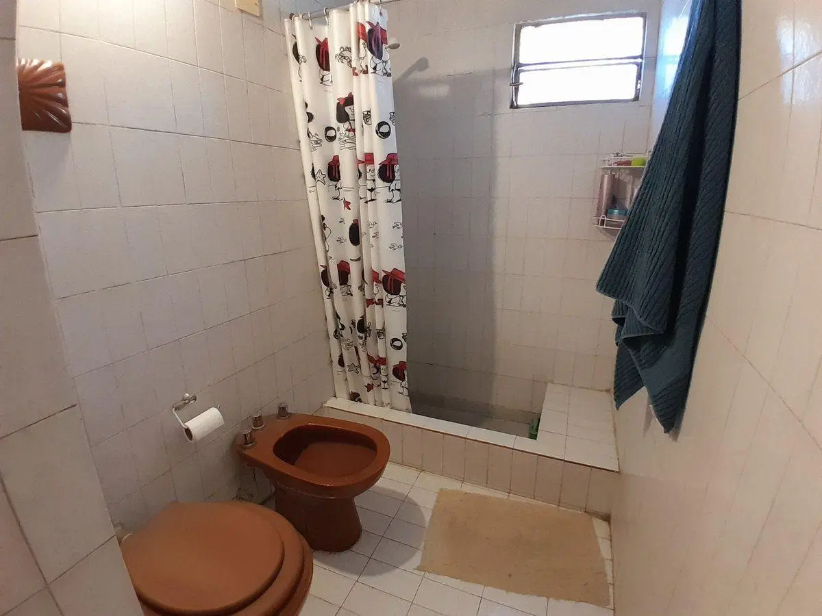 VENTA CASA + DEPTO CON PILETA EN ARGUELLO CÓRDOBA 5