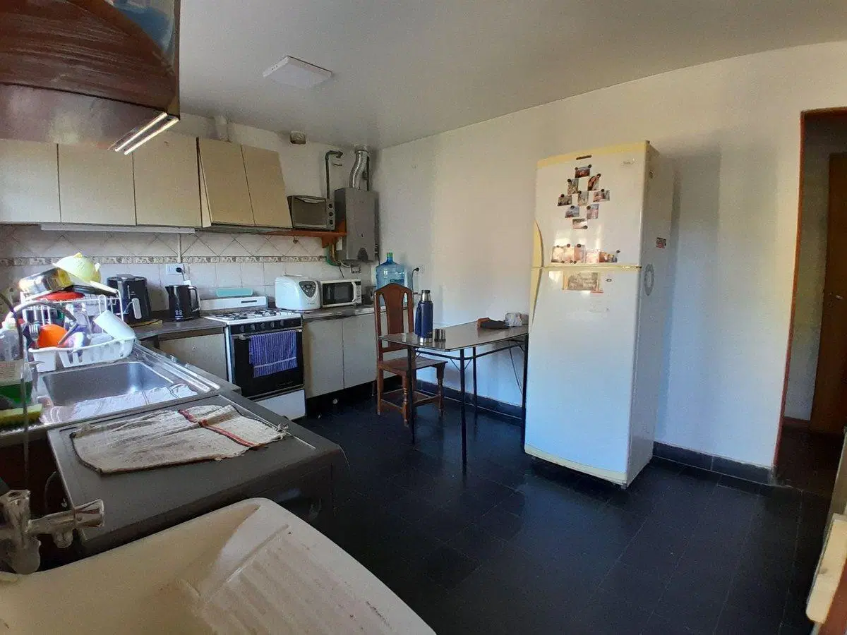 VENTA CASA + DEPTO CON PILETA EN ARGUELLO CÓRDOBA 3