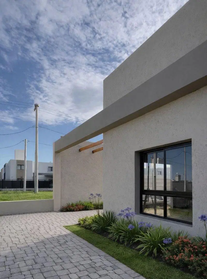 CASA EN VENTA  2 DORM P. BAJA VALLE CERCANO CBA 3