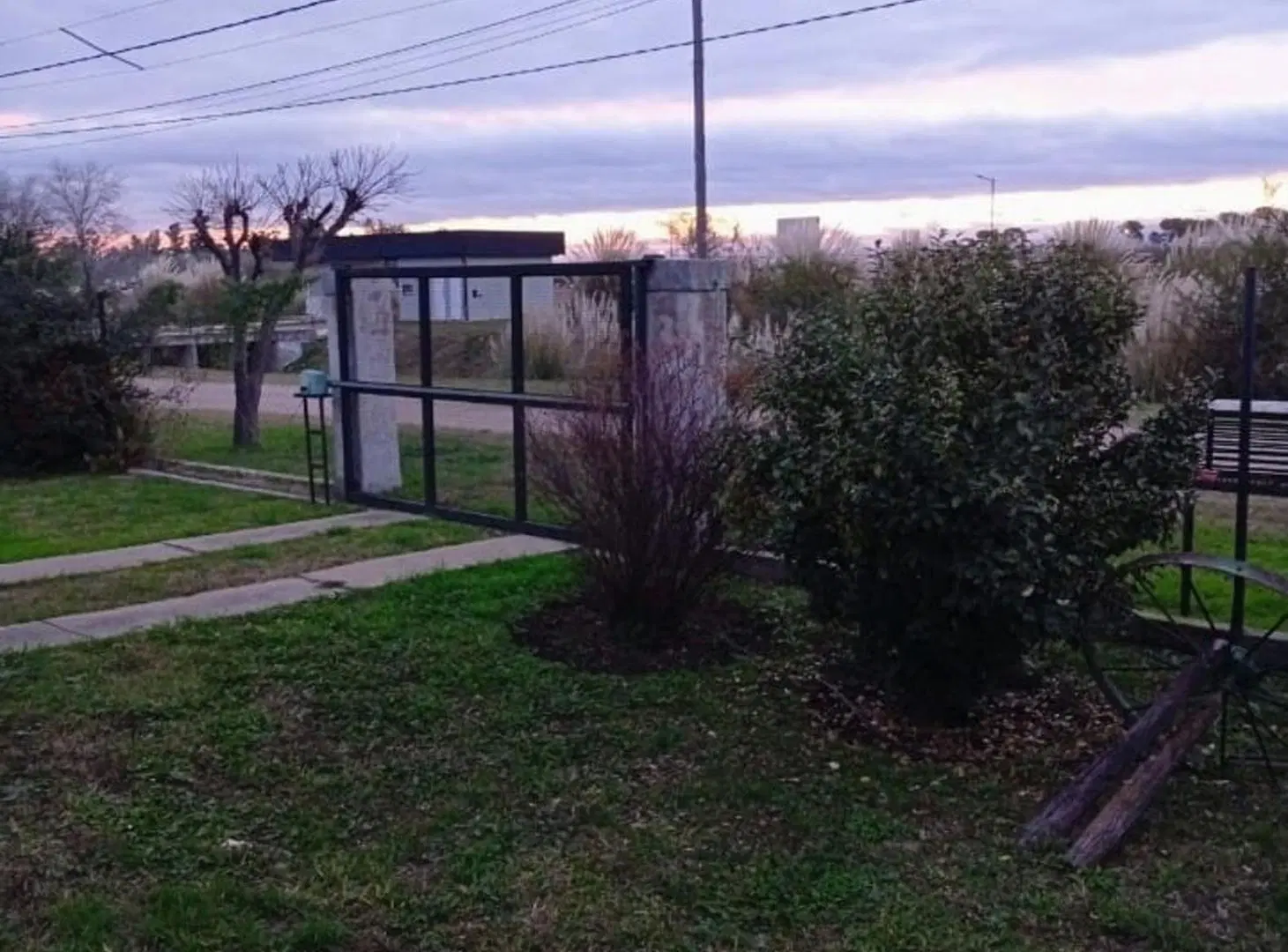 VENTA CASA 2 DORM CERCANO A MENDIOLAZA CORDOBA 3