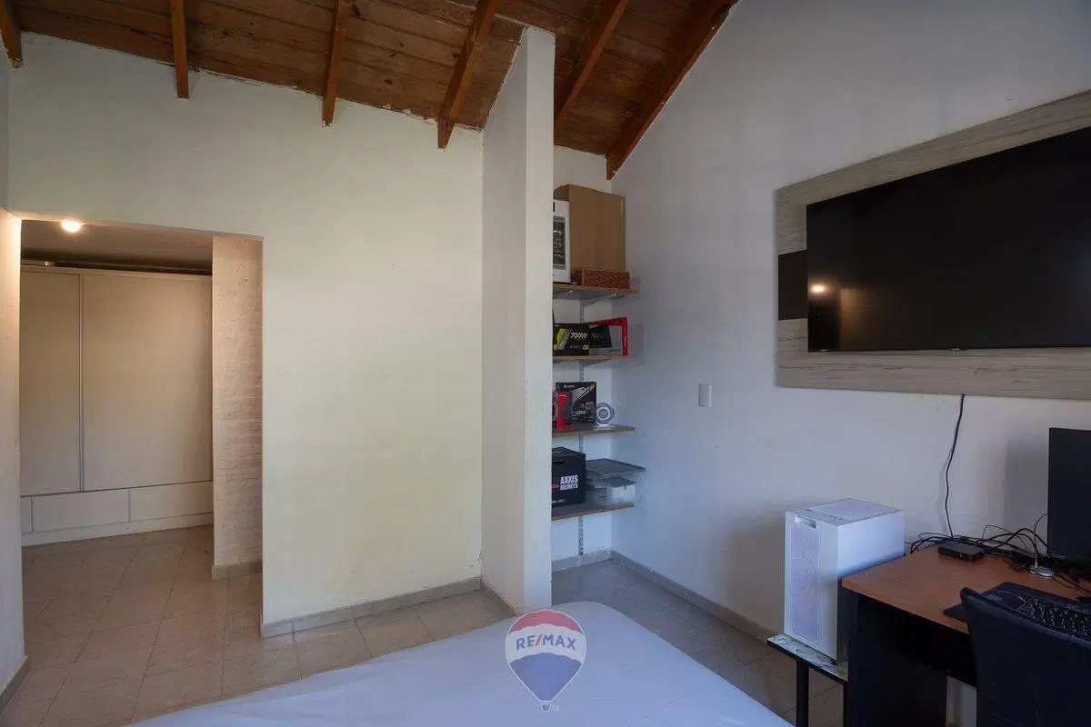 VENTA CASA + DEPARTAMENTO LOS BOULEVARES 5