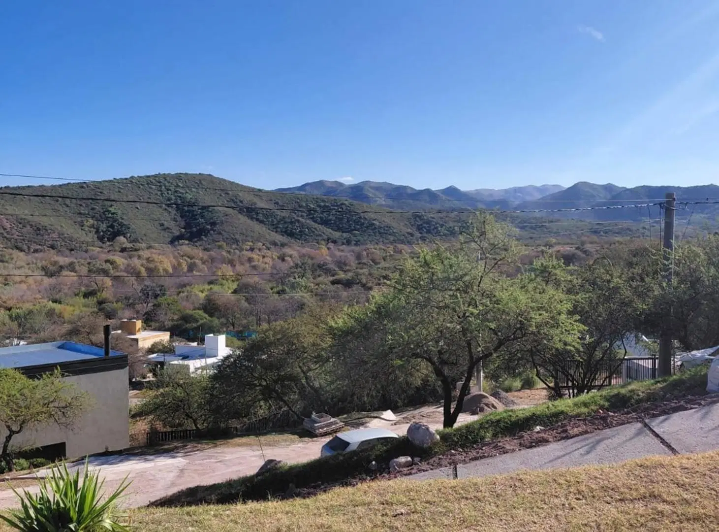 VENTA CASA 2 DORM CUMBRES DEL GOLF V. ALLENDE CBA 2