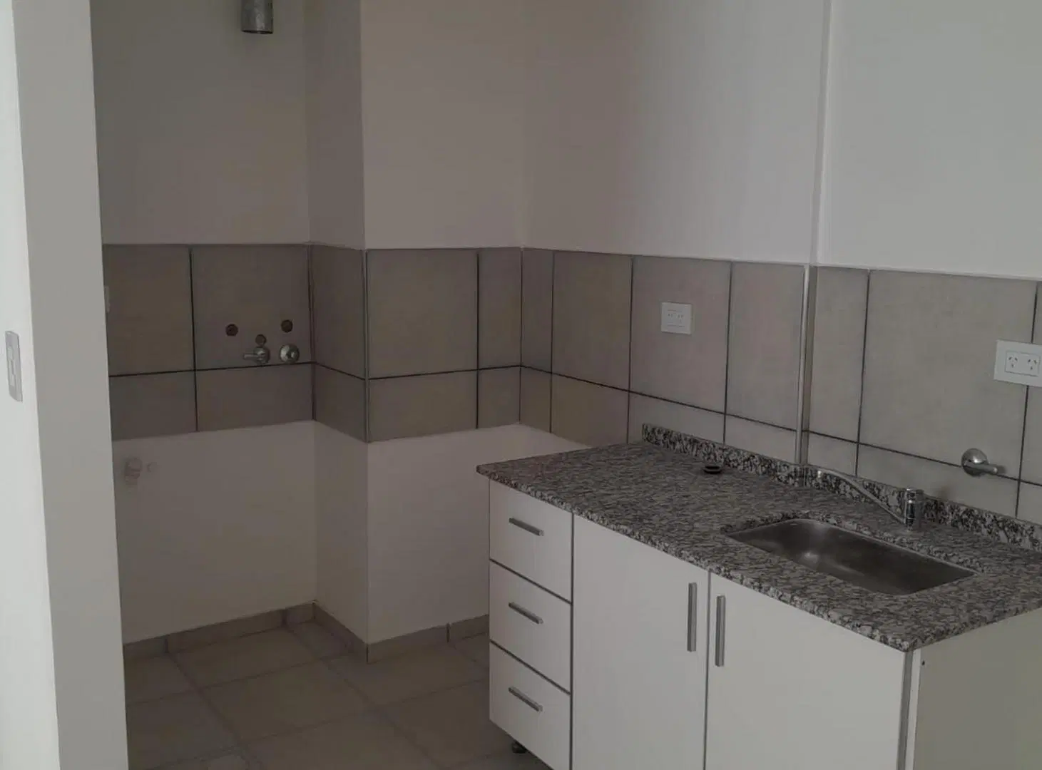 SE VENDE DEPARTAMENTO 1 DORMITORIO EN ALBERDI 5