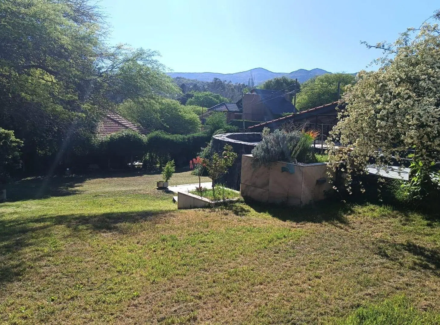 VENTA EXCLUSIVA CASA(VIVIENDA/COMERCIAL)CARLOSPAZ 3