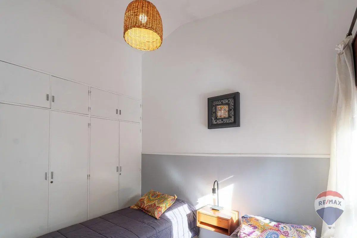 VENTA CASA 3 DORMI + LOCAL DOBLE ALTURA / DEPTO 3
