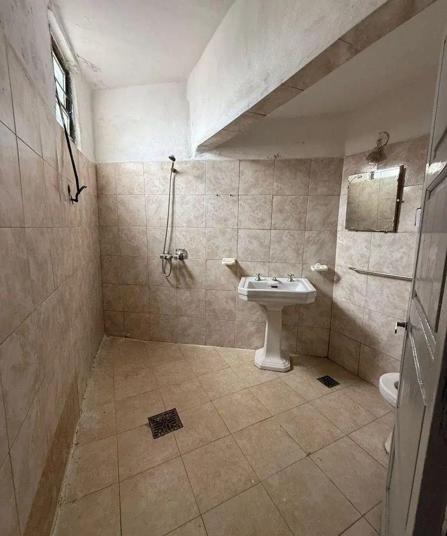 VENTA CASA 2 DORM + DPTO 1 DORM CENTRO AMERICA CBA 5