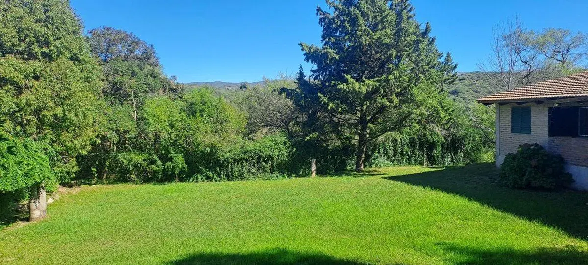 VENTA CASA 2 DORM CON PILETA AGUA DE ORO CORDOBA 8