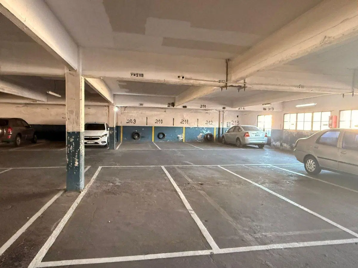 Venta cochera Barrio Centro  Córdoba 3