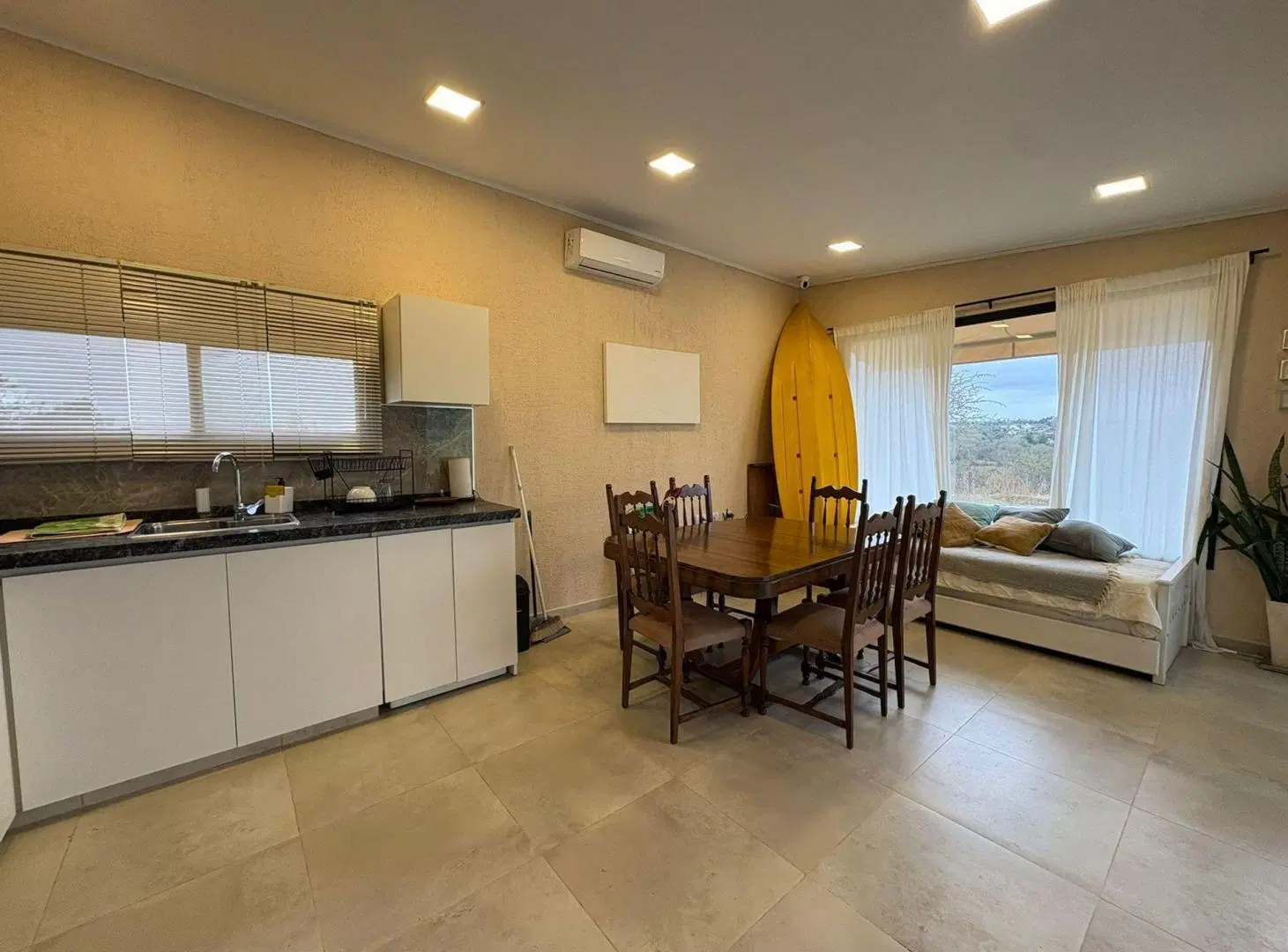VENTA CASA 1 DORMI AMOBLADA POTRERO DE GARAY CBA 4