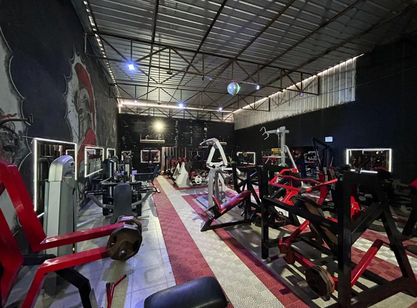 VENTA GALPON, GIMNASIO Y OFICINAS MALVINAS-CORDOBA 5