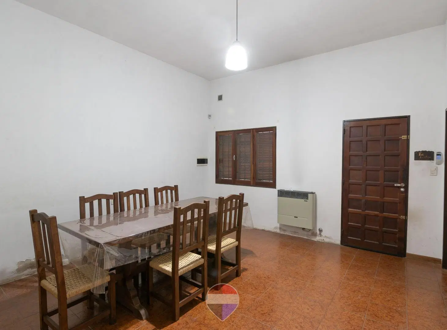 VENTA CASA 3 DORMITORIOS QUINCHO Y PILETA 2