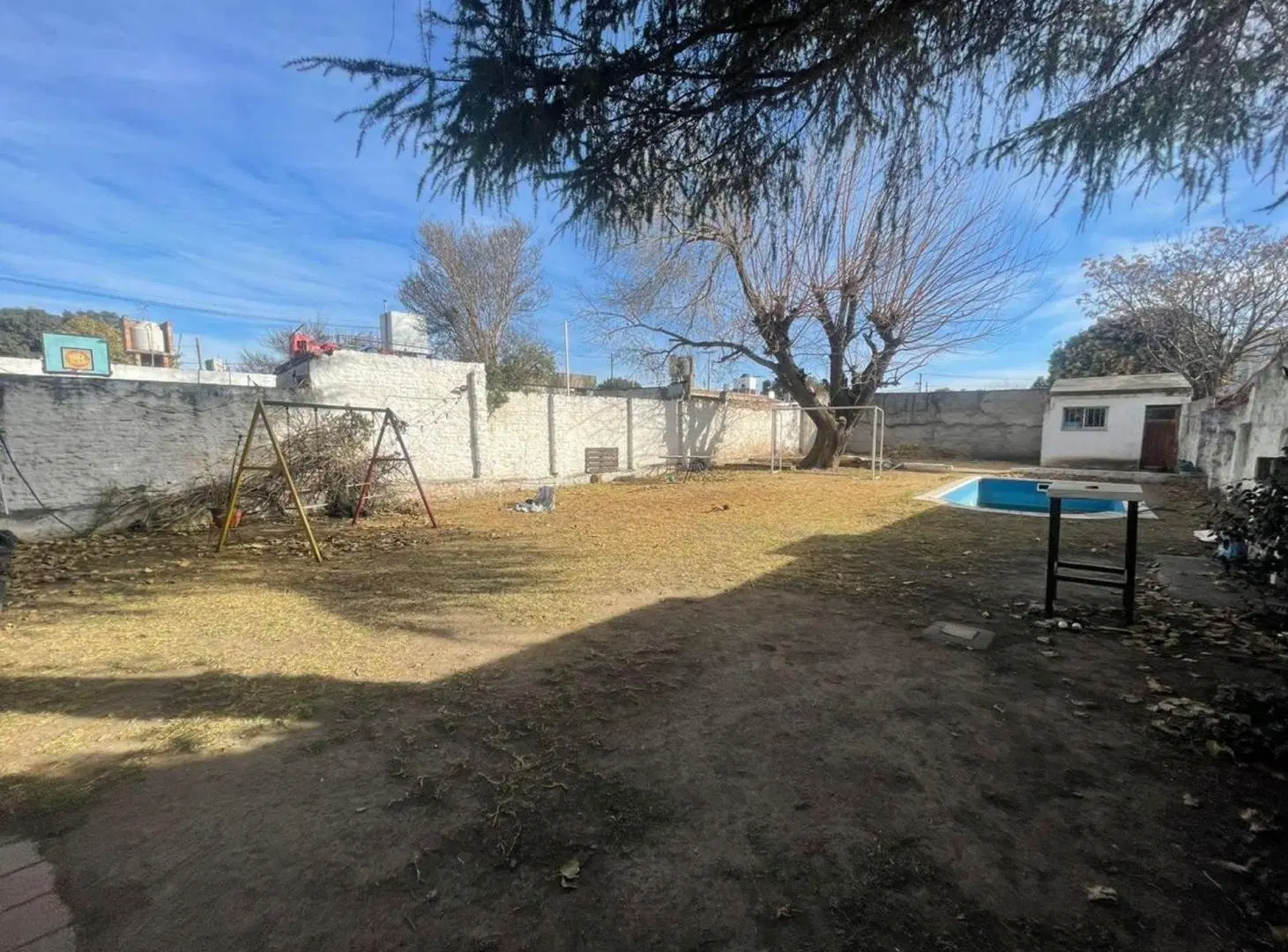 VENTA CASA 3 DORM PILETA ZONA RUTA 20 CBA 4
