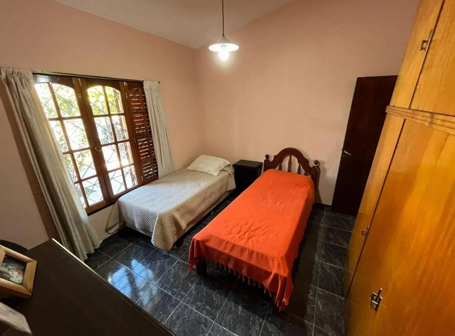 VENTA CASA 3 DORM + CASA 2 DORM EN PQE. LICEO 1RA 4