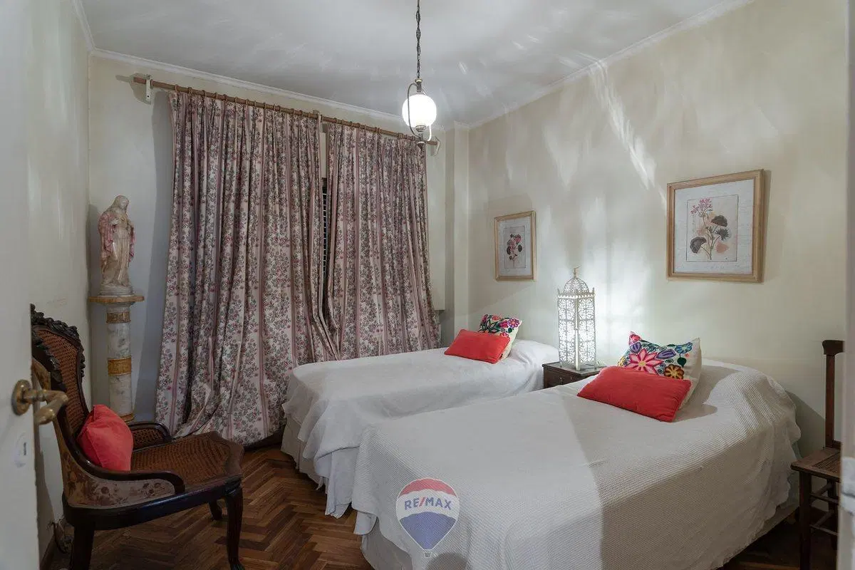 VENTA DEPTO 4 DORM SEMI PISO  APTO CREDITO CENTRO 8