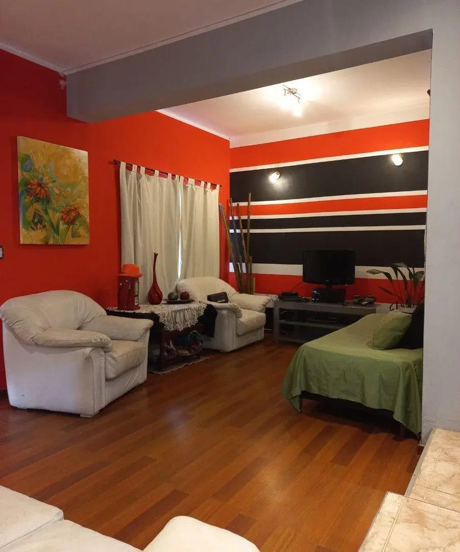 VENTA CASA 3 DORM. PILETA/QUINCHO SAN NICOLAS CBA 4