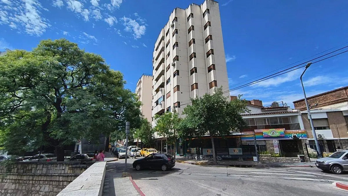 VENTA DEPARTAMENTO 2 DORMITORIOS CERCA PATI OLMOS 2