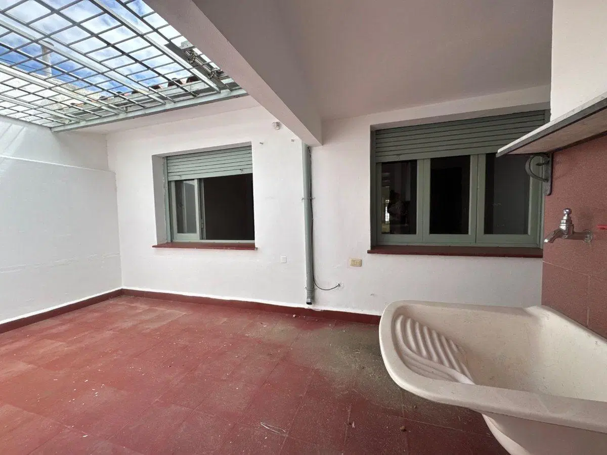 Venta casa 3 dormitorios Altos de General Paz Cba 8