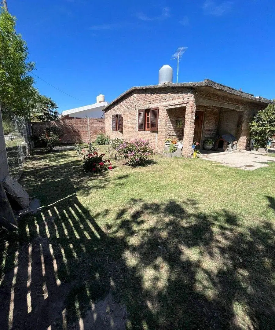 VENTA CASA 2 DORMITORIOS A TERMINAR EN ALTA GRACIA 3