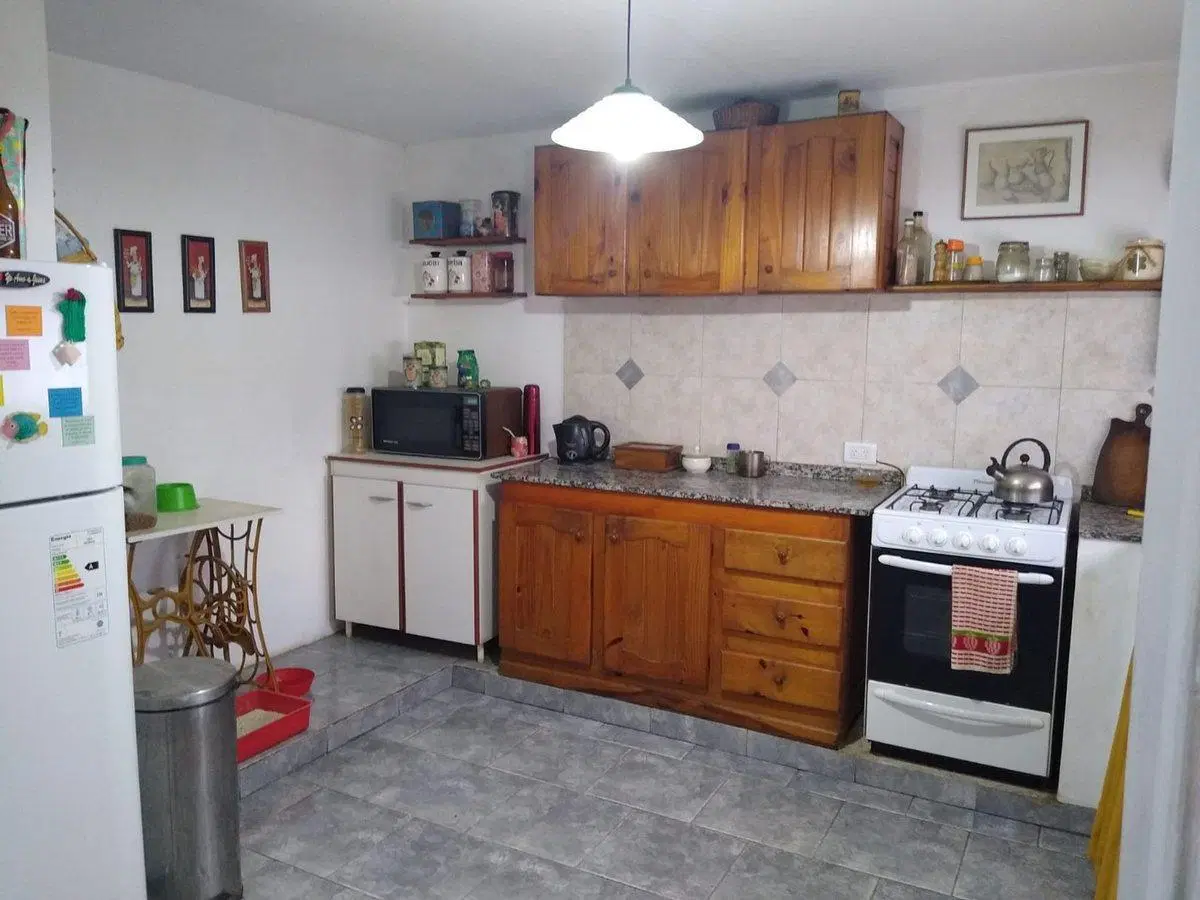 VENTA CASA DOS DORMITORIOS MALVINAS ARGENTINA 3 4