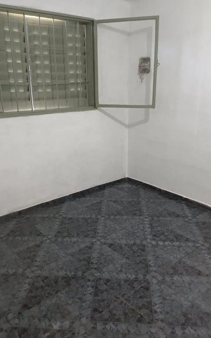 VENTA CASA 4 DORMITORIOS BARRIO AMPLIACION VICOR 5