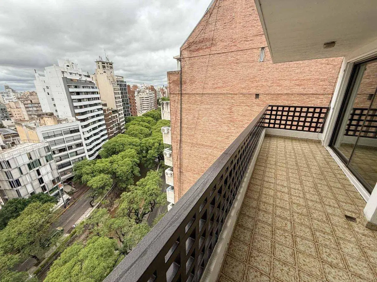 DEPARTAMENTO 4 DORMITORIOS CENTRO - CAÑADA 8