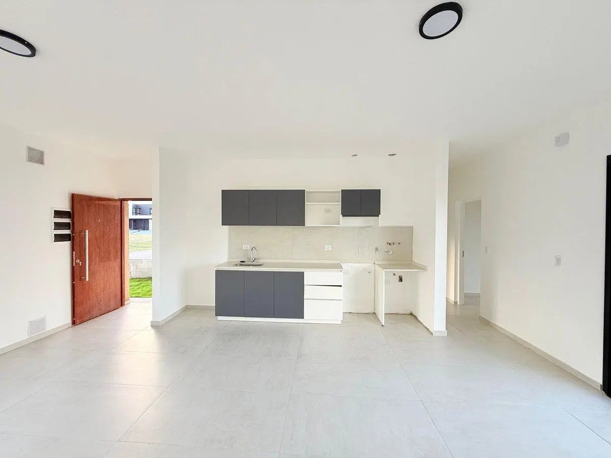 VENTA CASA 2 DORMITORIOS - ETAPA 4 DOCTA AVENIDA 4